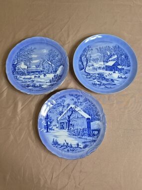 VTG Currier & Ives Blue Winter Scene Decorative Plates Set of 3 Gold Rim Japan